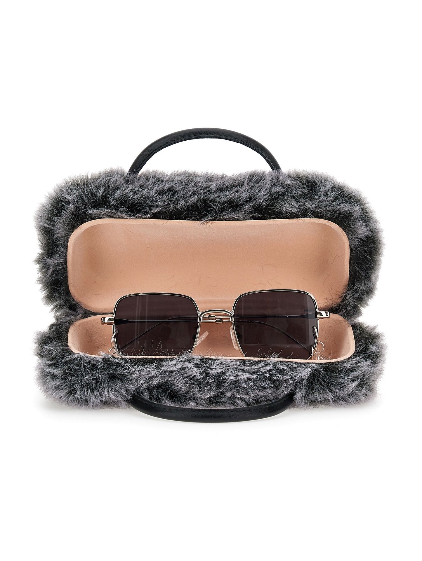 Sunglasses with charm