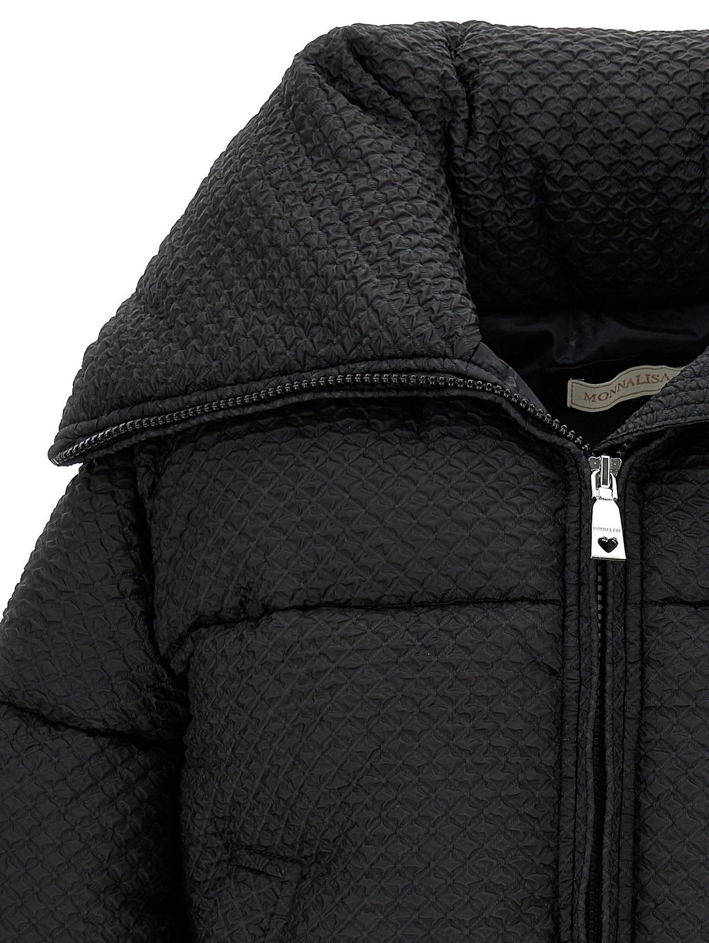 Embossed nylon short down jacket