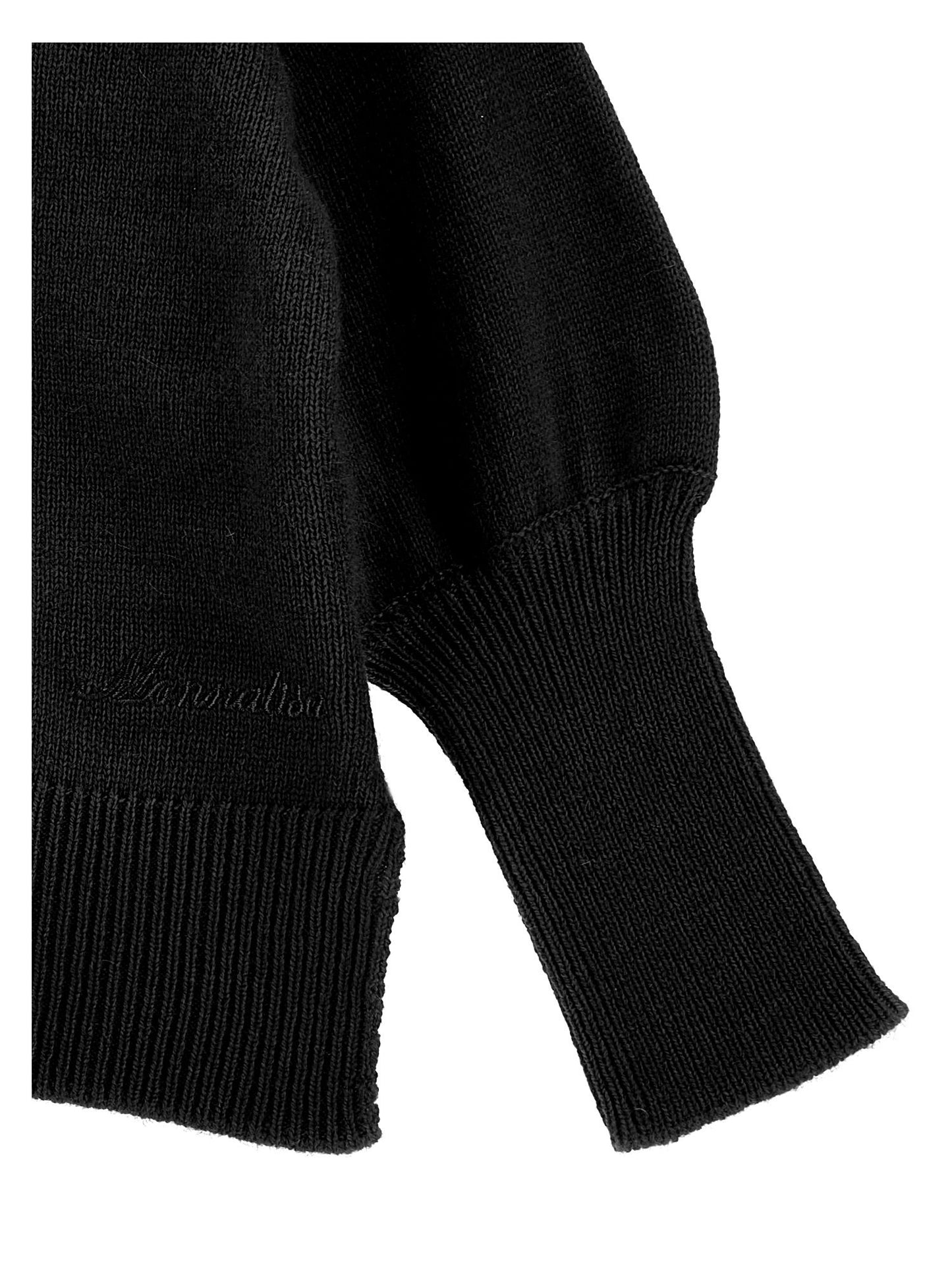 Pullover with back neckline
