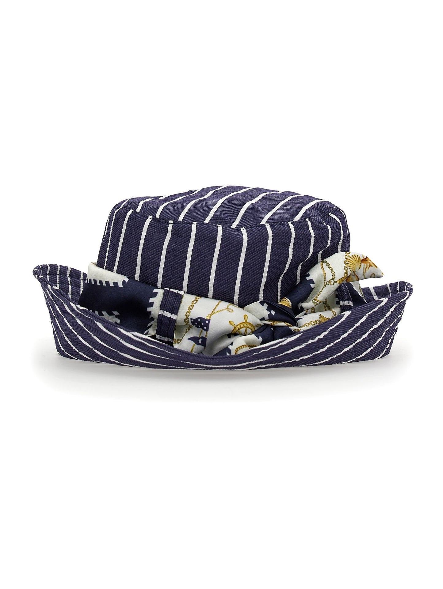Alternating stripe hat