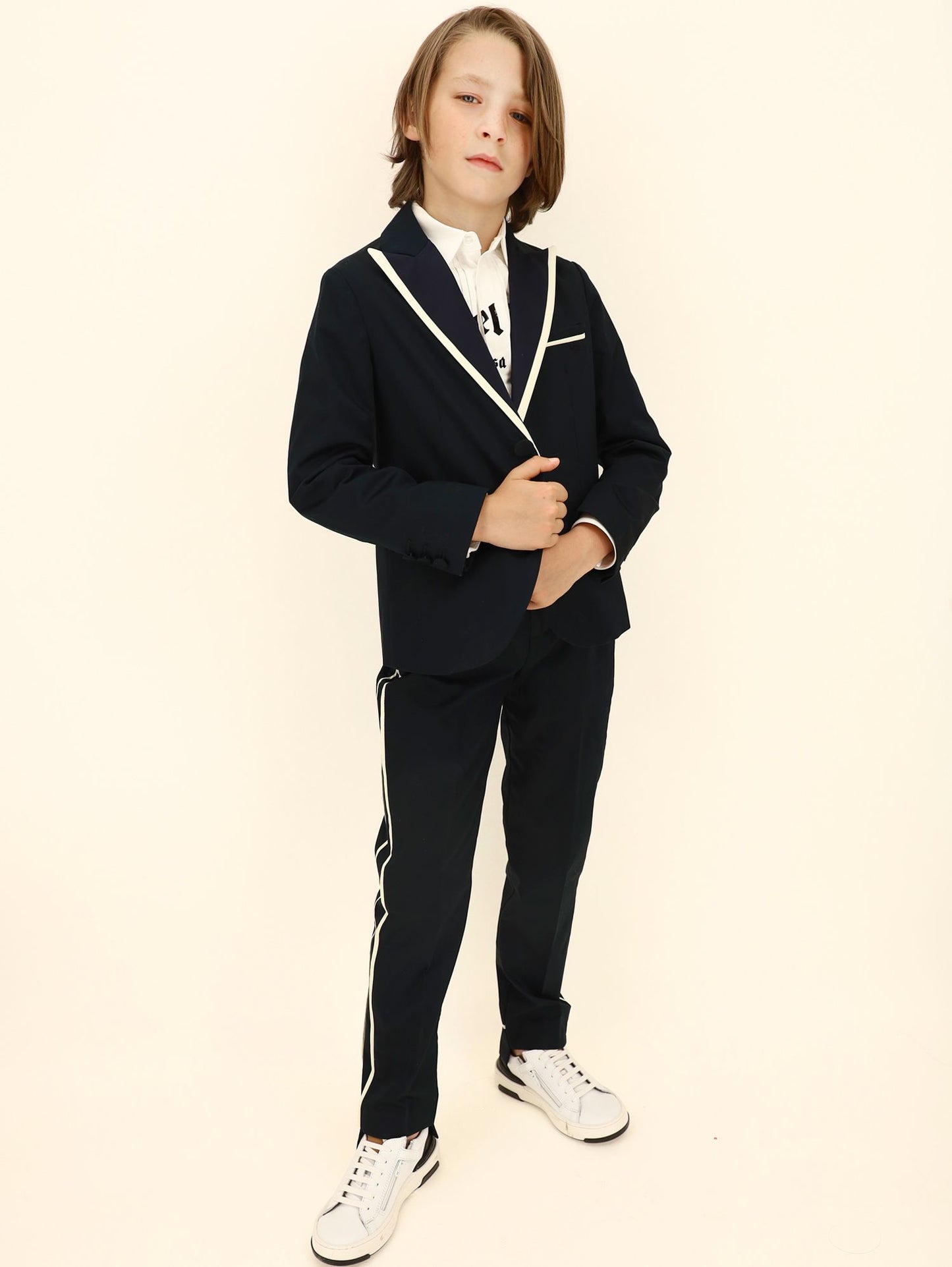 Peak lapel tuxedo jacket