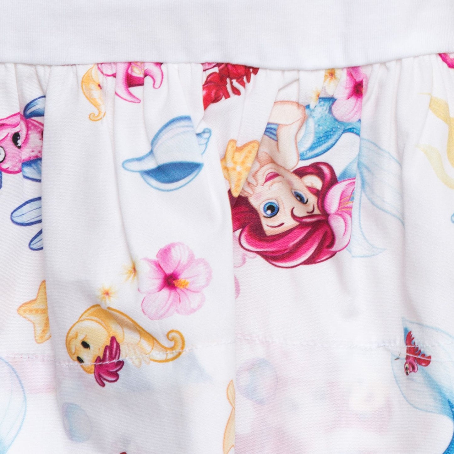 Low-waisted dress with sea print