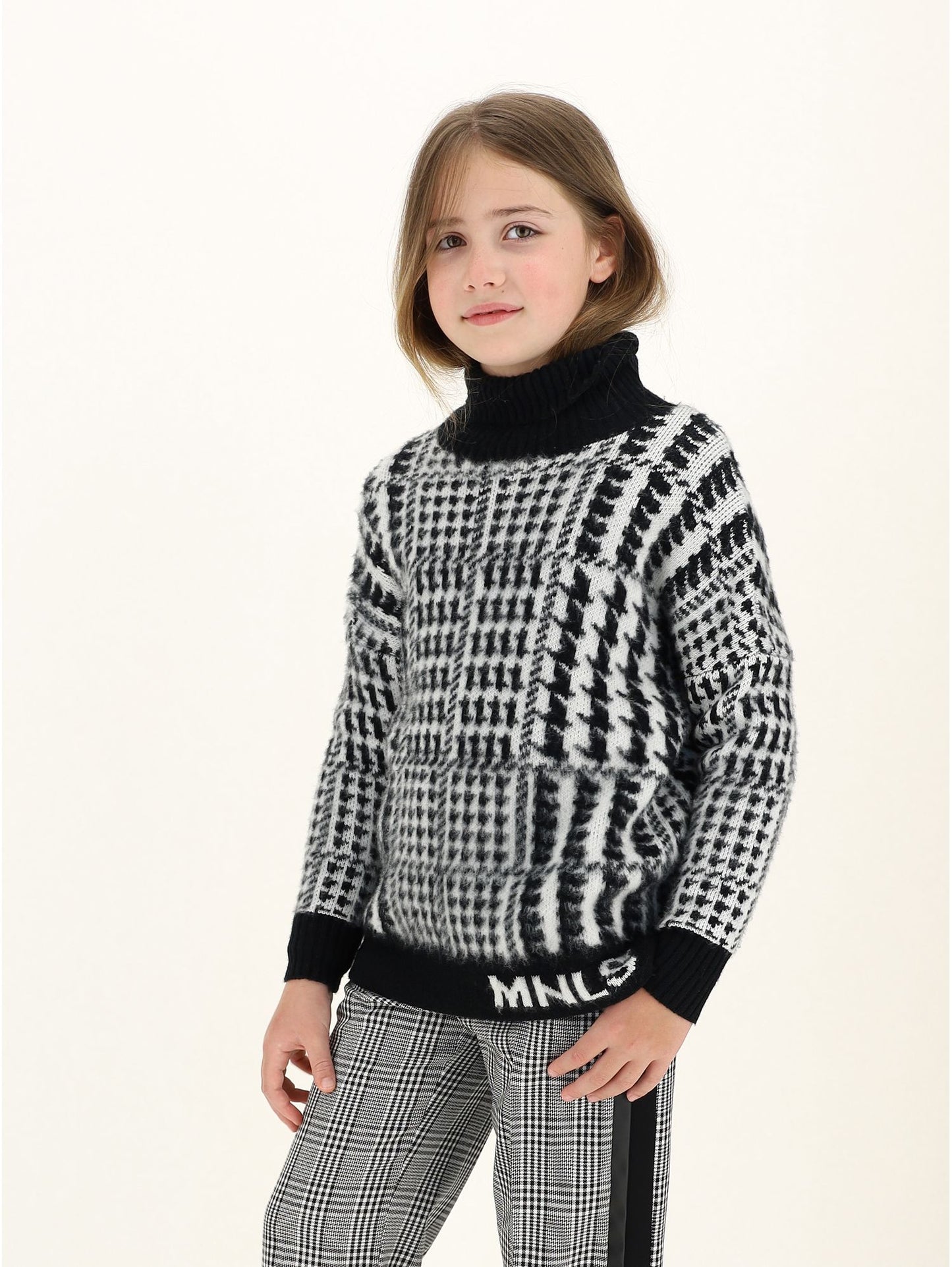 Angora mixed sweater