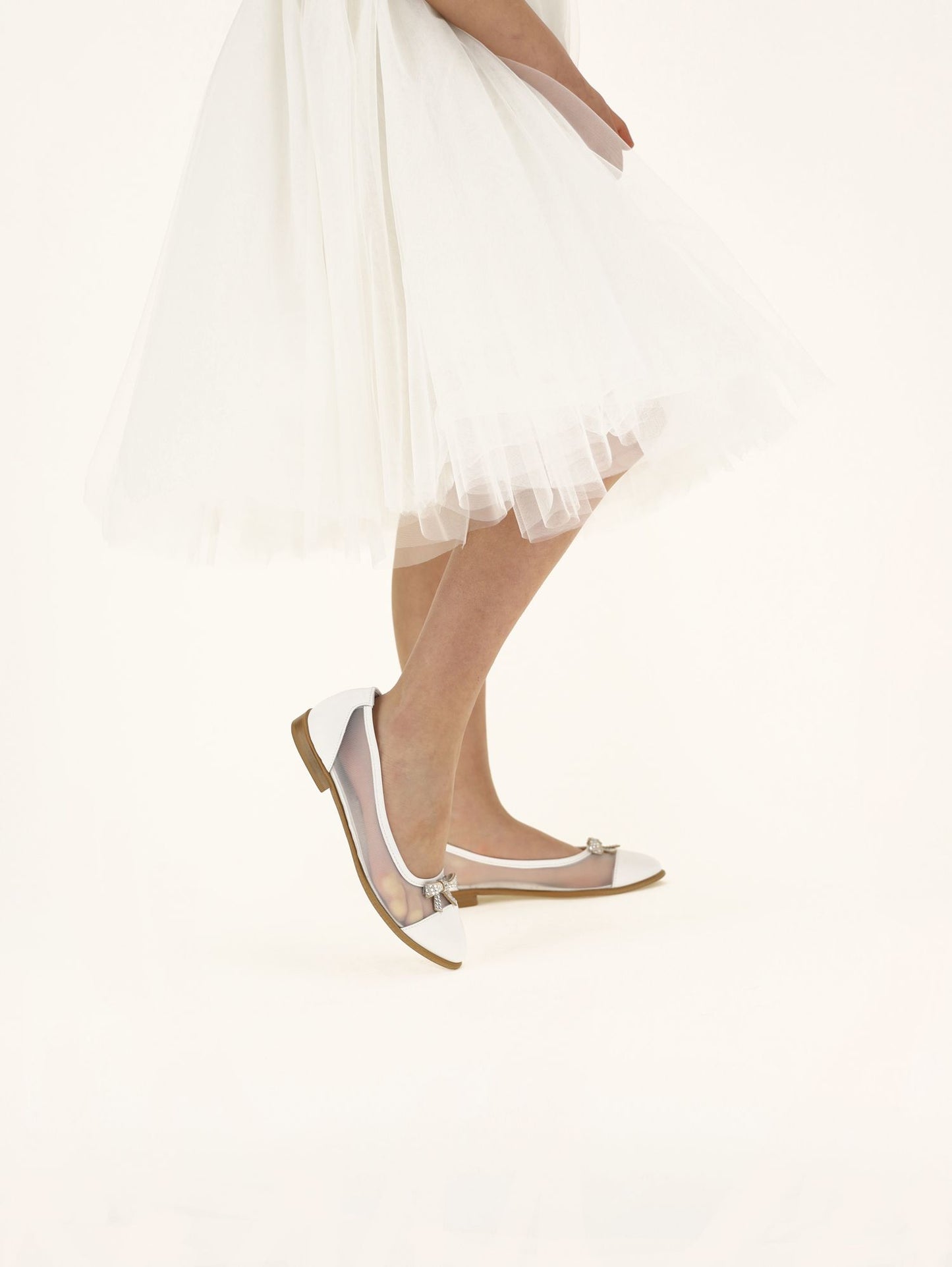 Leather ballerinas with rhinestone bow