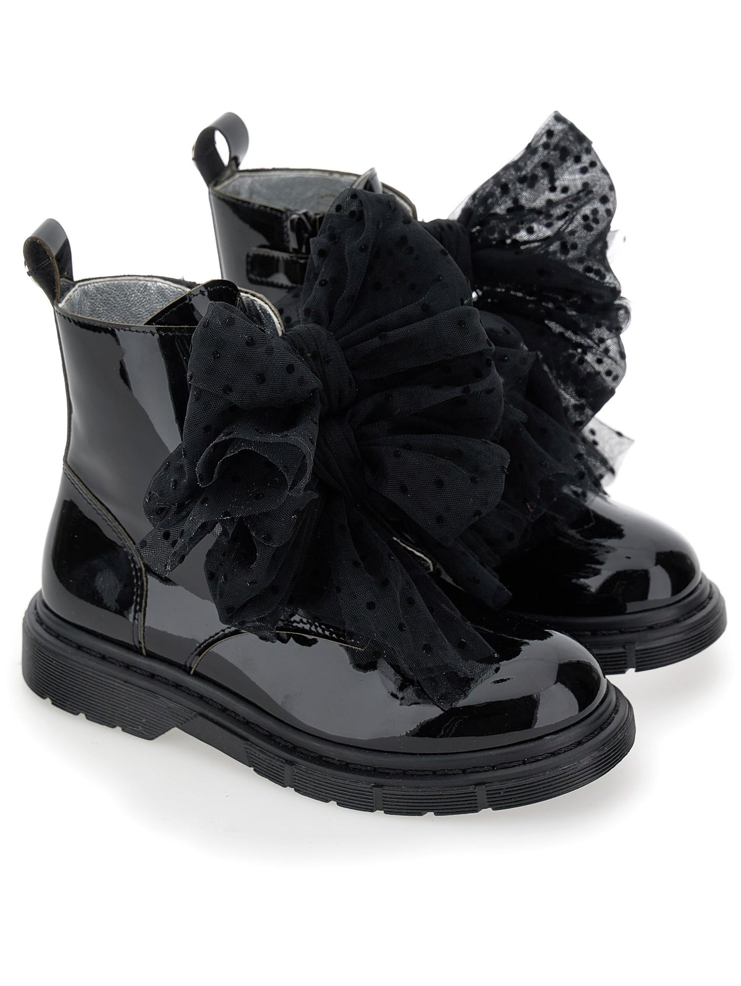Leather amphibians with tulle bows