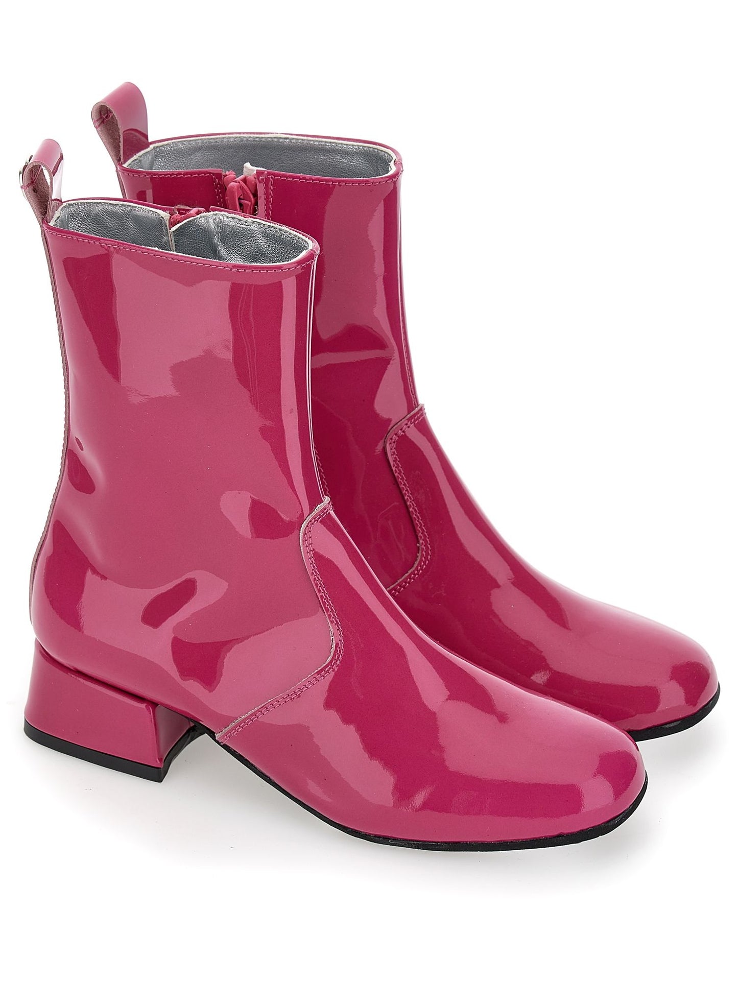 Patent leather ankle boots with heel