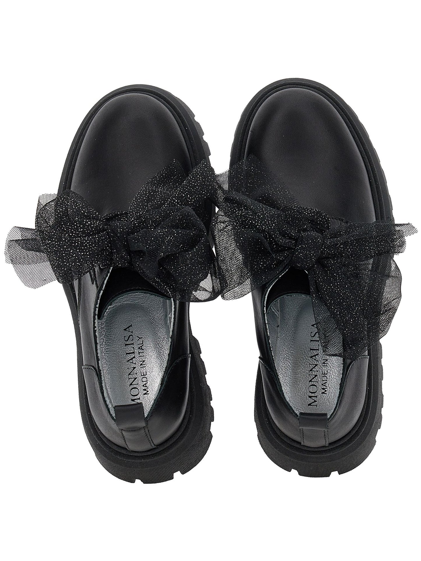 Laminated derby style shoes