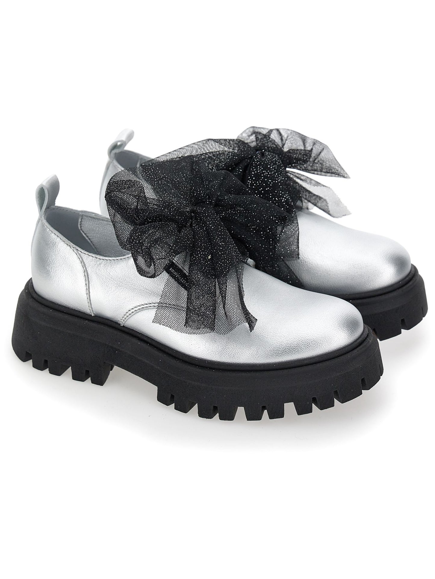 Laminated derby style shoes