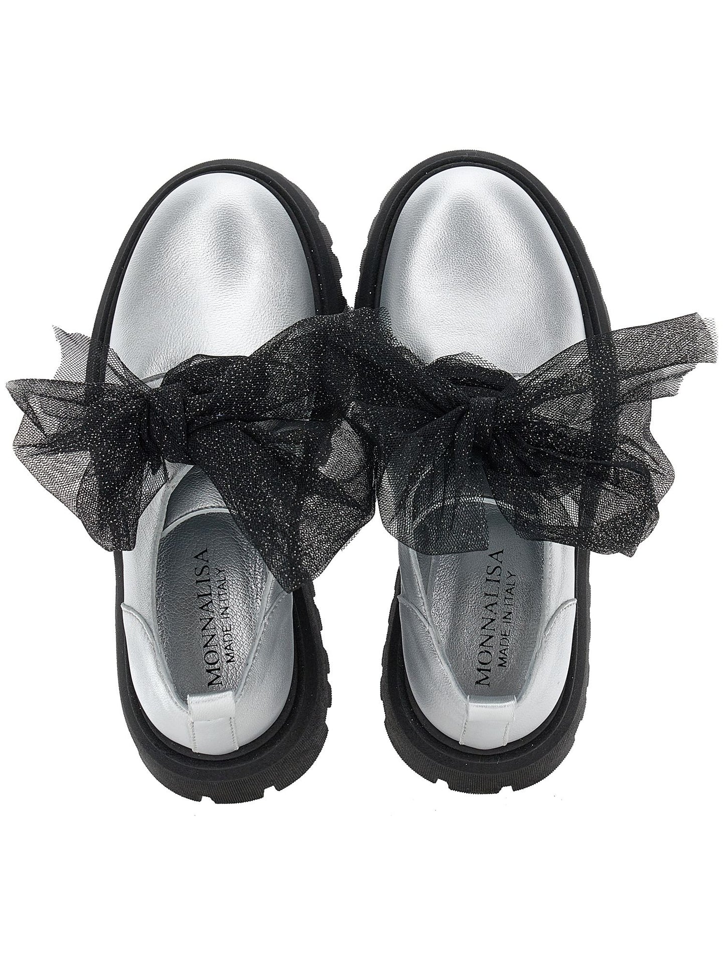 Laminated derby style shoes