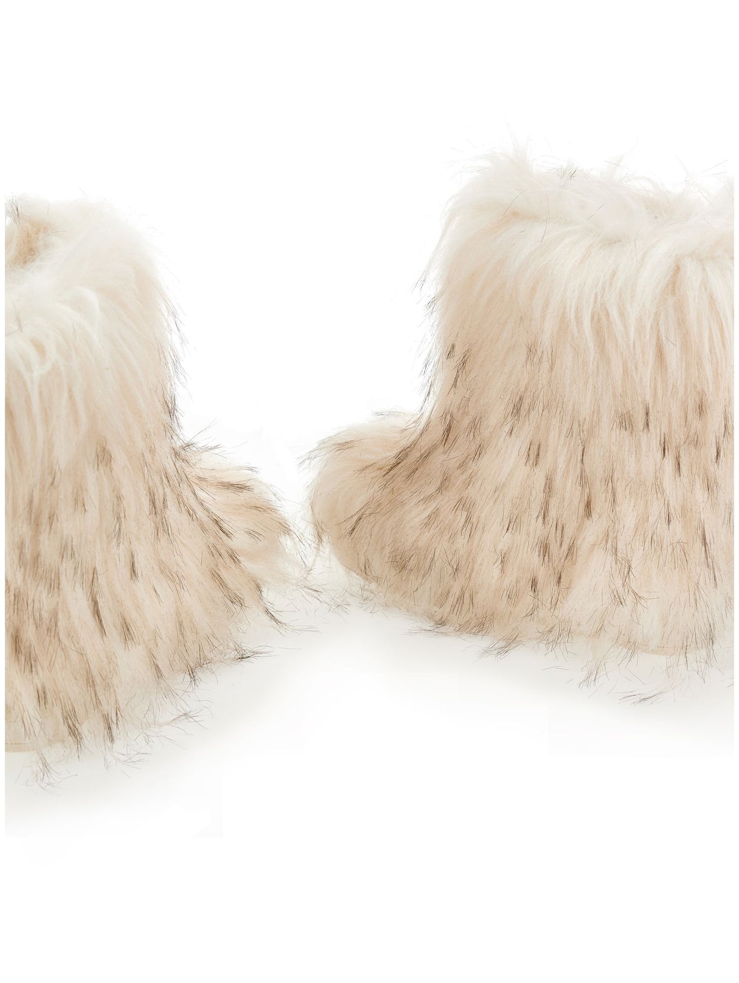 Plush après-ski boots