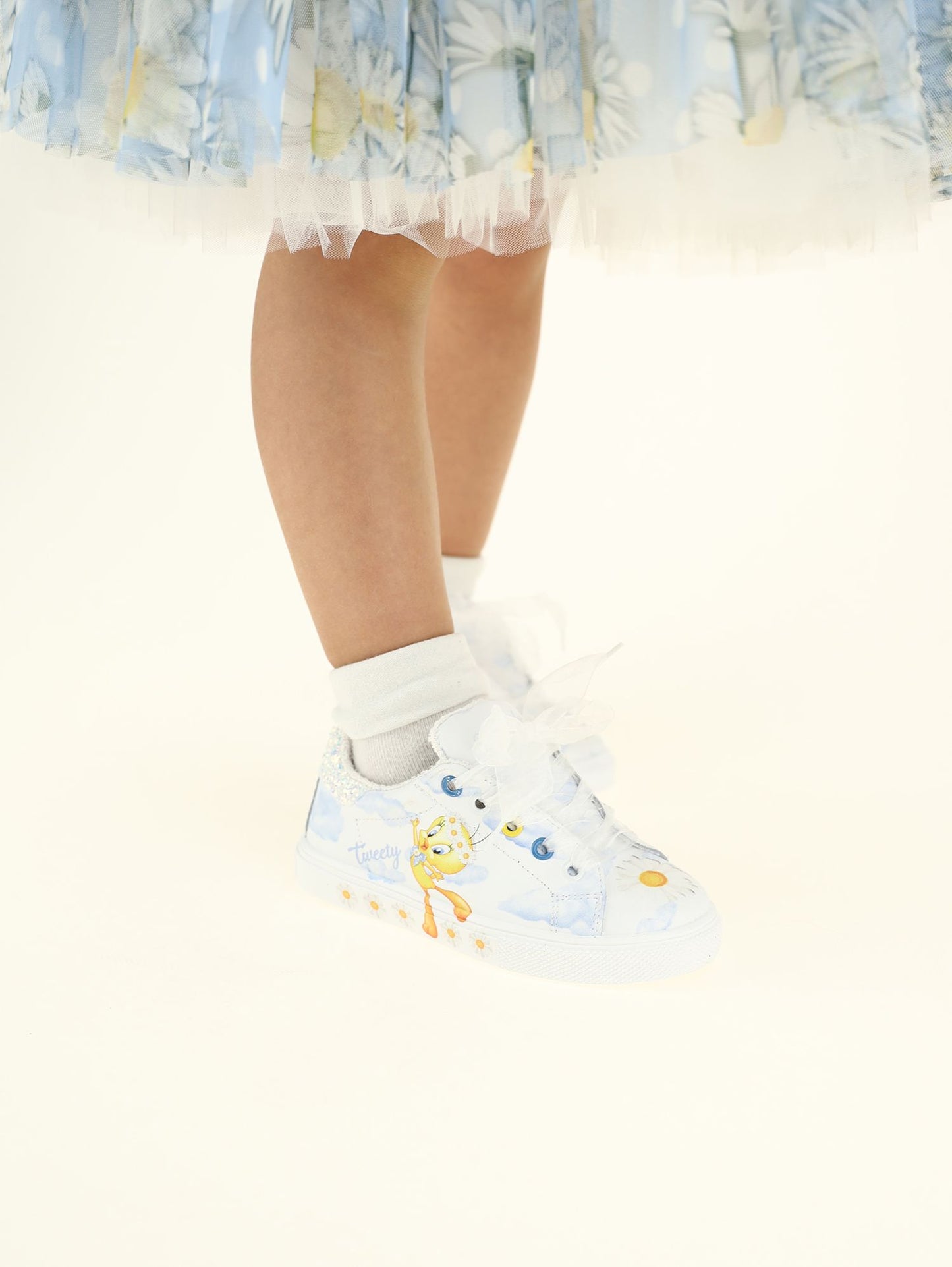 Tennis with daisy and Tweety print