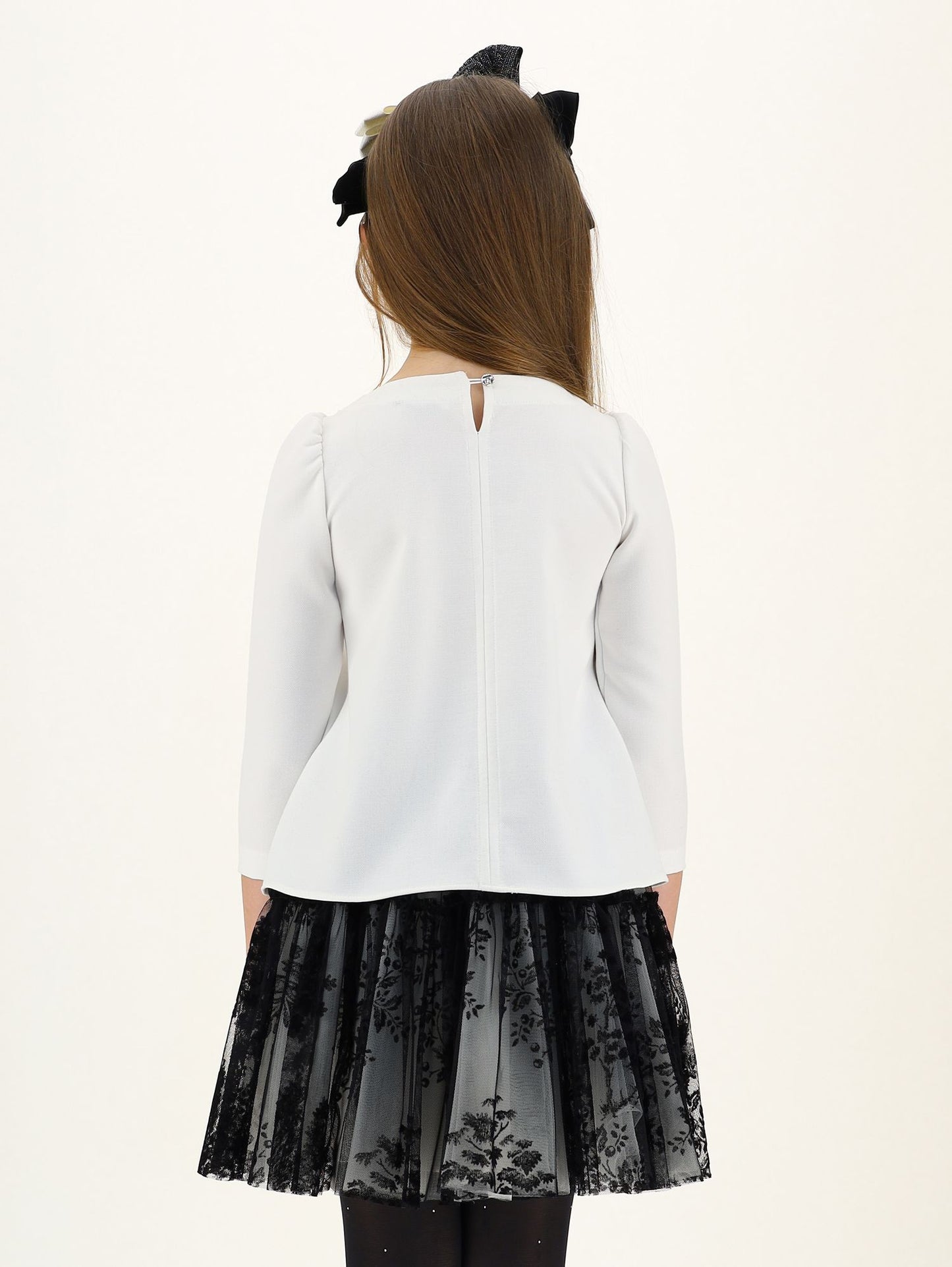 Crepe blouse with flower