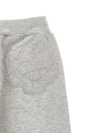 Jogger with anemone embroidery