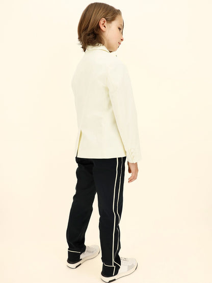 Peak lapel tuxedo jacket