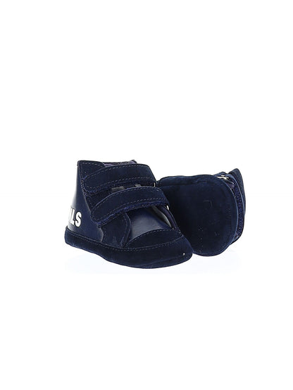 Leather shoe with embroidery