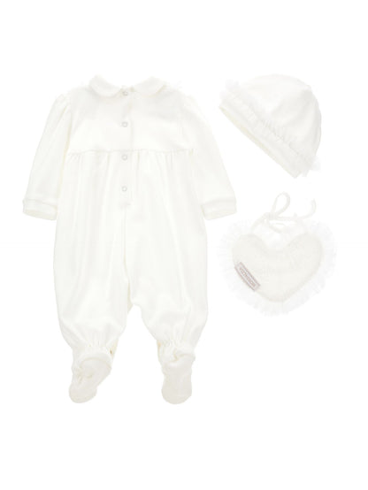 Three-piece suit with ruffles