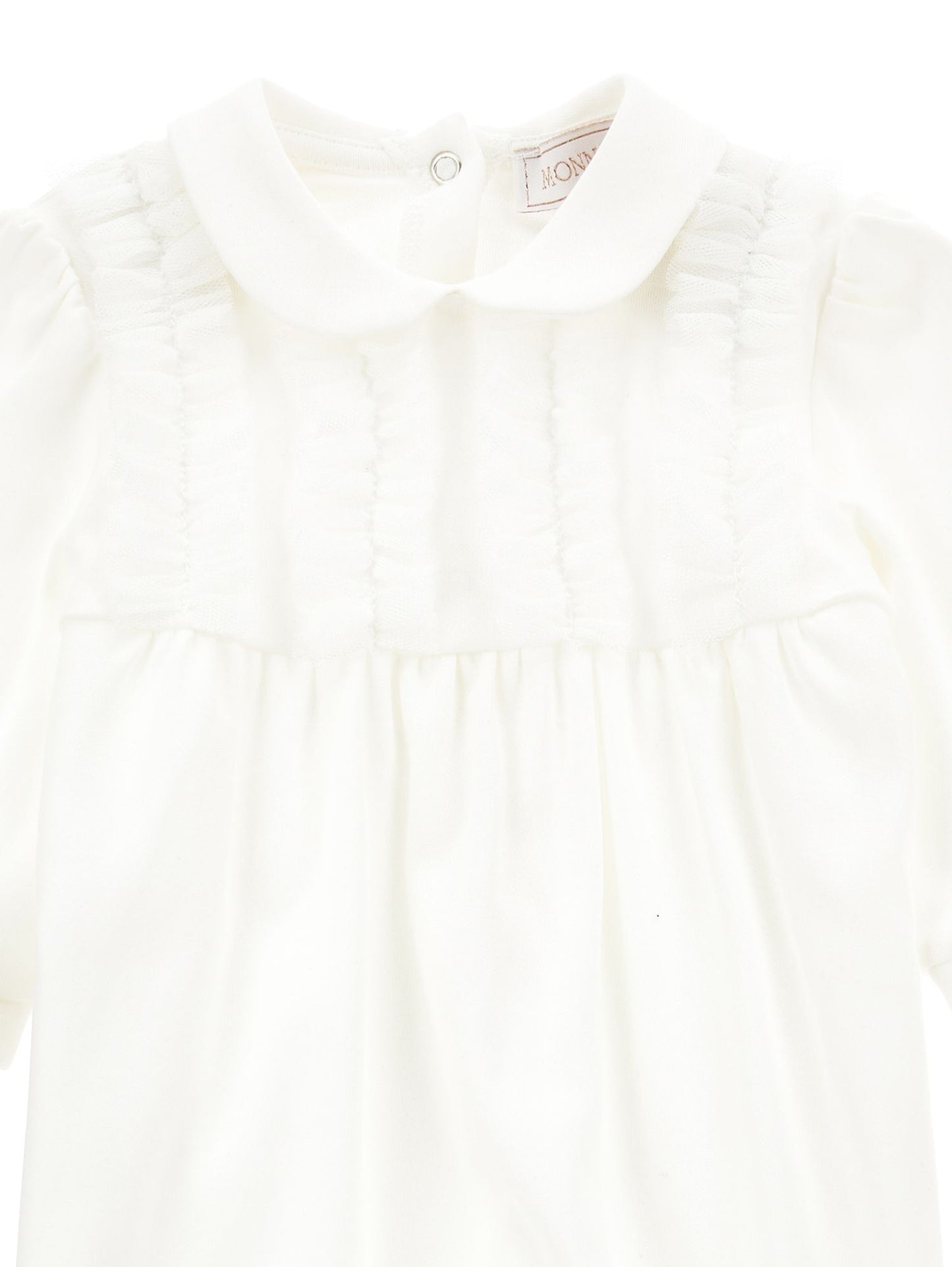 Three-piece suit with ruffles