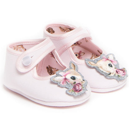 Shoes with deer