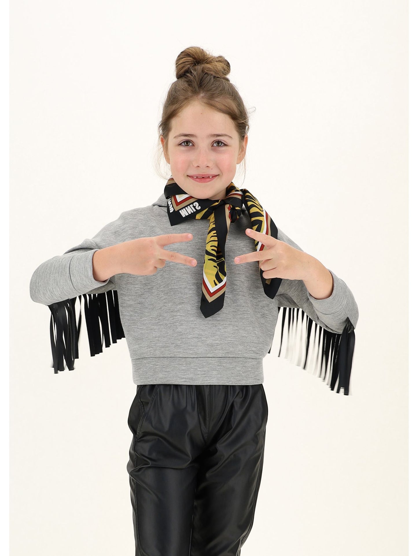 Jersey sweatshirt with fringes