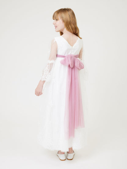 Langes Kleid aus bestickter Tüllspitze