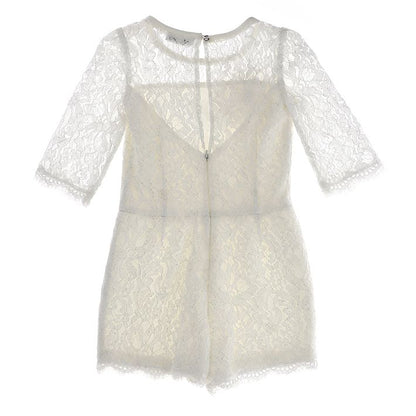 Tuta in pizzo con gonna in tulle