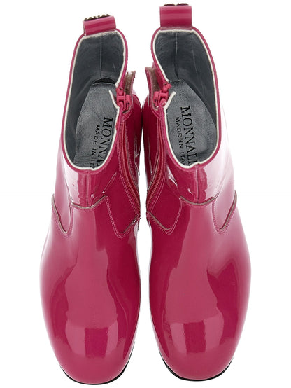 Patent leather ankle boots with heel