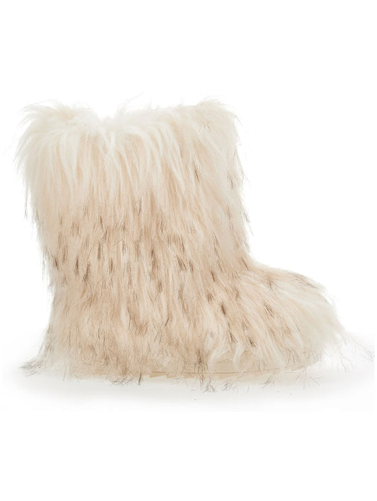 Plush après-ski boots