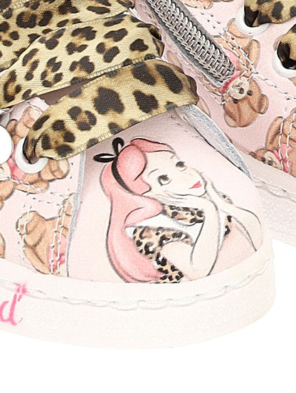 Sneakers with coated fabric and teddy bears