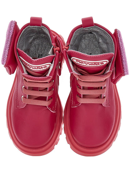 Leather ankle boots with pocket