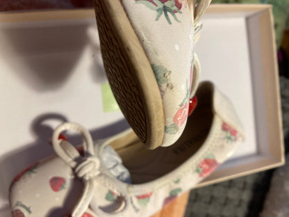 Strawberry print ballerinas